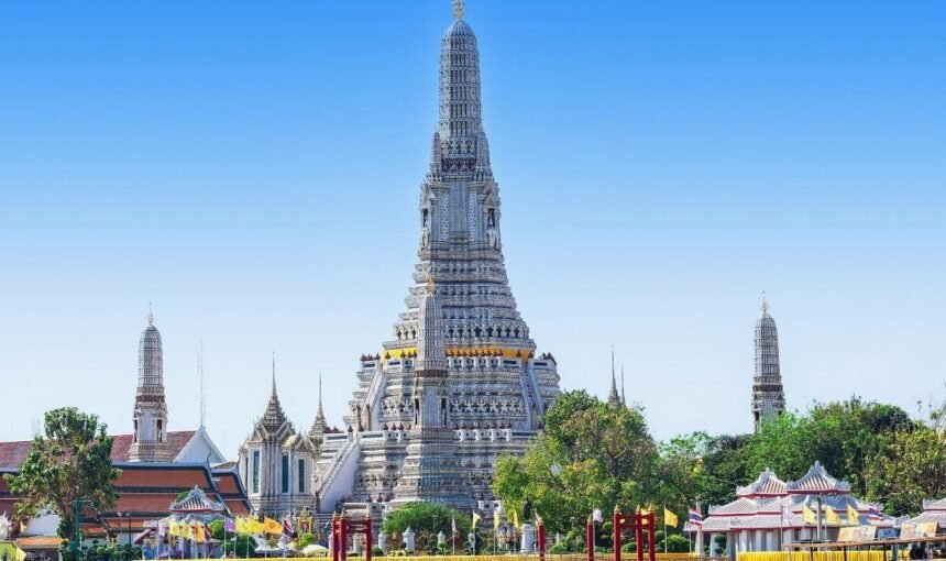 Thailand Bound: Solo Adventures in the Land of Pad Thai